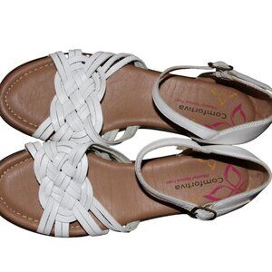 Comfortiva Women's Fortune Leather Open Toe Sandals, Size 9.5 Narrow